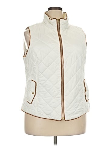 Crown & Ivy Vest (view 1)