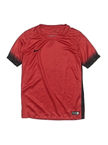 Nike Active T-Shirt (view 1)