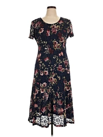 North Style Casual Dress (view 1)