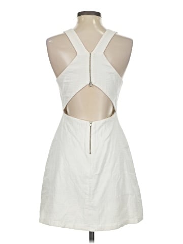 Trafaluc by Zara Casual Dress (view 2)