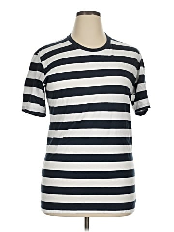 Uniqlo Short Sleeve T-Shirt (view 1)