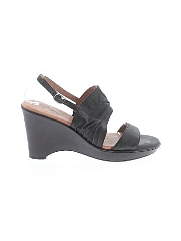 Umberto Raffini Wedges (view 1)
