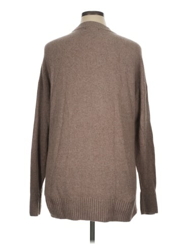 Old Navy Pullover Sweater (view 2)