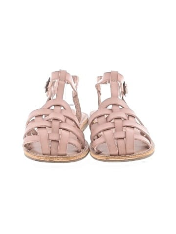 Old Navy Sandals (view 2)