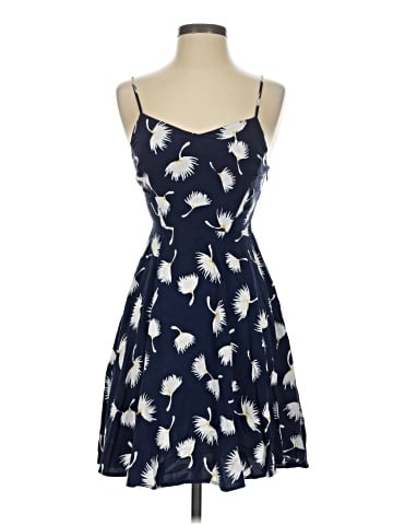 Old Navy Casual Dress (view 1)