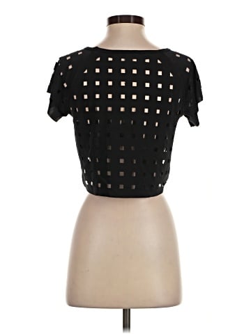Forever 21 Short Sleeve T-Shirt (view 2)