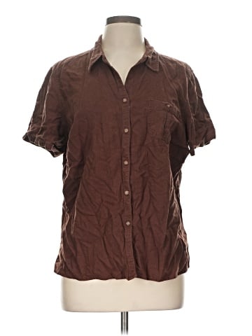 Sag Harbor Short Sleeve Button-Down Shirt (view 1)