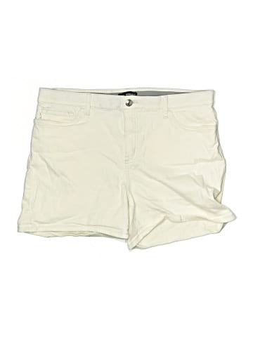 Lee Khaki Shorts (view 1)