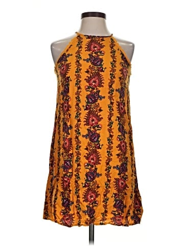 Xhilaration Casual Dress (view 1)