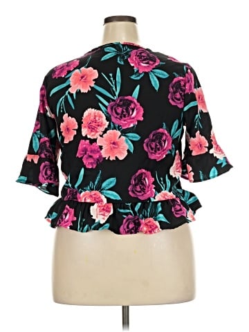 Derek Heart Short Sleeve Blouse (view 2)