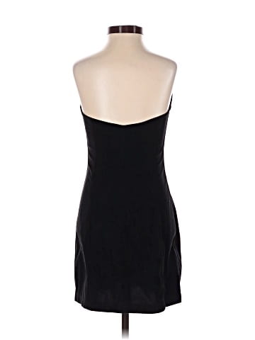 Urban Outfitters Casual Dress (view 2)