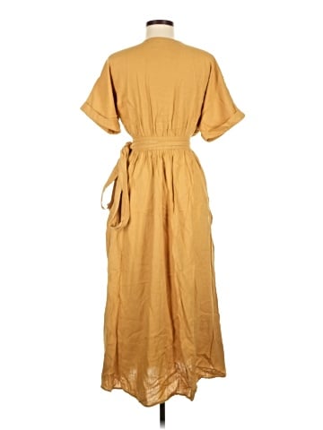Urban Outfitters Casual Dress (view 2)