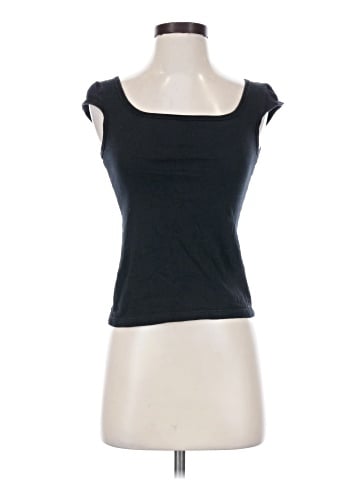 Stewart + Brown Sleeveless T-Shirt (view 1)