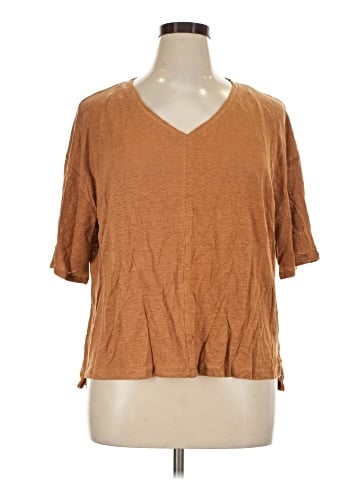 Tahari Short Sleeve Top (view 1)