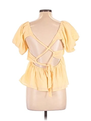 ASTR The Label Short Sleeve Top (view 2)