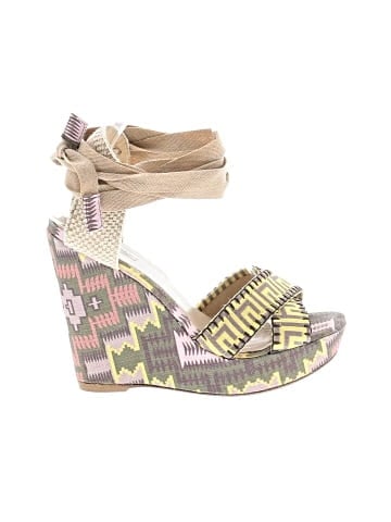 Theodora & Callum Wedges (view 1)