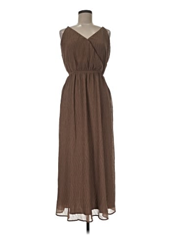 Betsey's Boutique Shop Casual Dress (view 1)