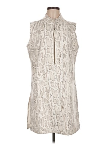 Berek Vest (view 1)
