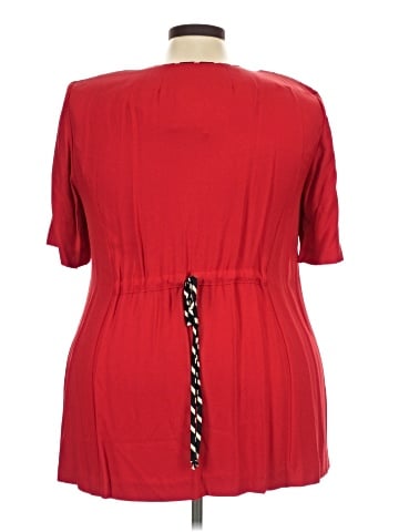 August Max Woman Short Sleeve Blouse (view 2)