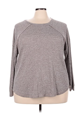 Cyrus 3/4 Sleeve T-Shirt (view 1)