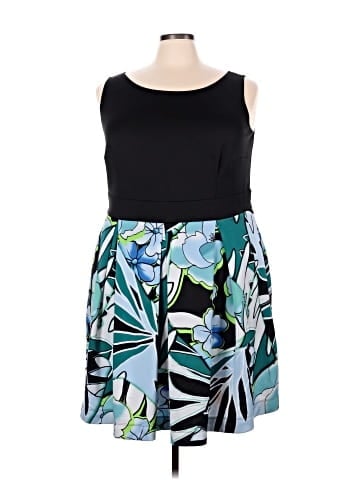 Danny And Nicole Casual Dress (view 1)