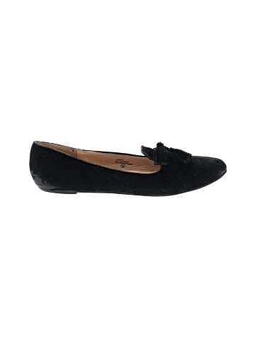 Chase & Chloe Flats (view 1)