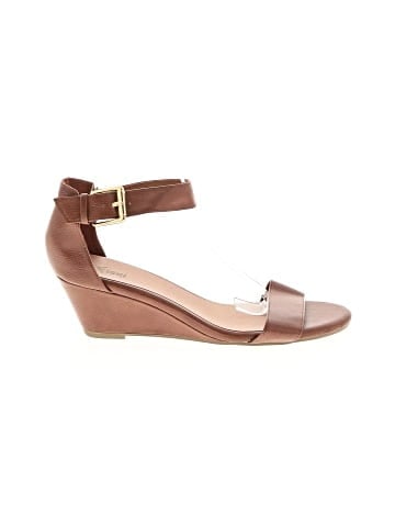 Fioni Wedges (view 1)