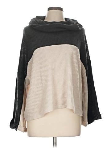 Lumiere Poncho (view 1)