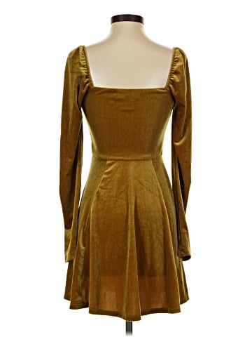 Forever 21 Cocktail Dress (view 2)
