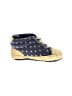 Limited Too 100% Polyester Stars Gold Booties Size 6-9 mo (baby) - photo 1