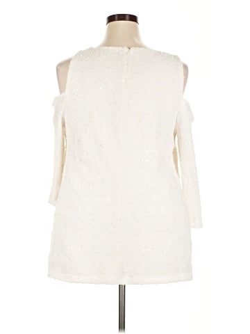 Jennifer Lopez 3/4 Sleeve Top (view 2)