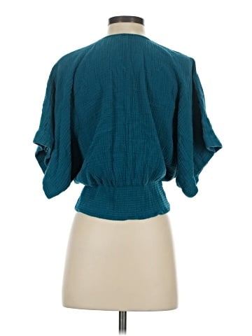 Floreat Short Sleeve Blouse (view 2)