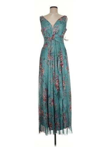 R&M Richards Casual Dress (view 1)