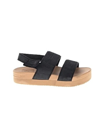 Reef Sandals (view 1)