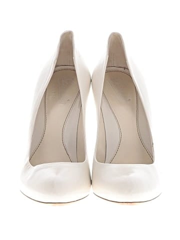 Gucci Leather Mystic Pumps (view 2)