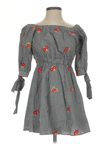 Urban Outfitters Casual Dress (view 1)
