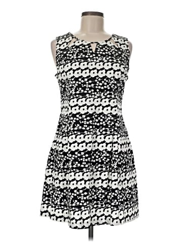 Romeo & Juliet Couture Casual Dress (view 1)