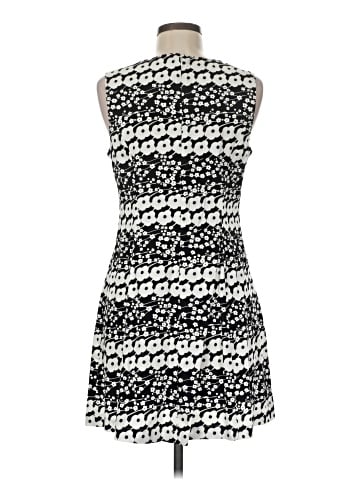 Romeo & Juliet Couture Casual Dress (view 2)
