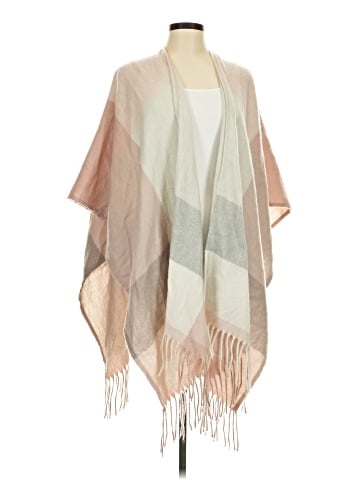 Woolrich Poncho (view 1)