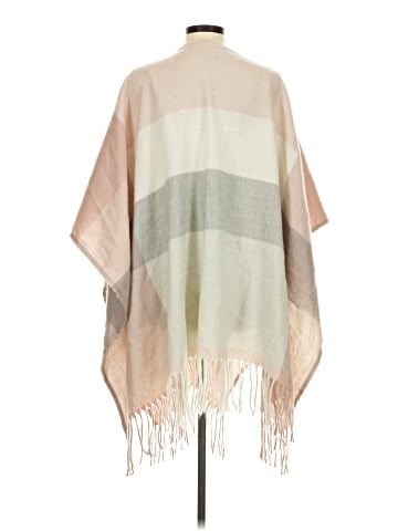 Woolrich Poncho (view 2)