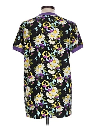 Lularoe Short Sleeve T-Shirt (view 2)
