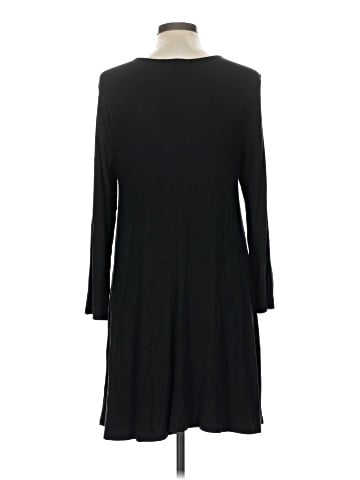 Old Navy Casual Dress (view 2)