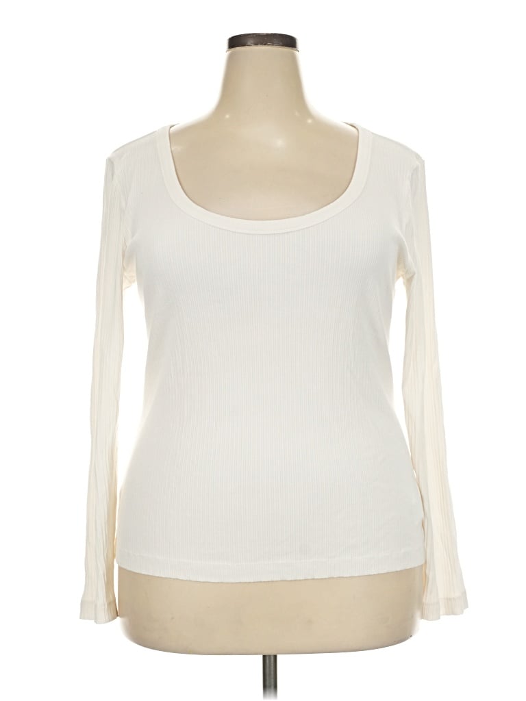 Pre-owned Spanx 3/4 Sleeve T-shirt In Ivory