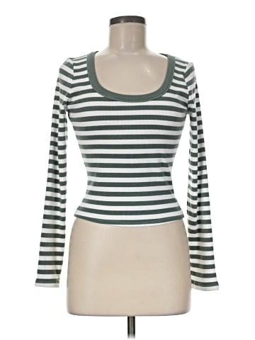 Hollister Long Sleeve T-Shirt (view 1)