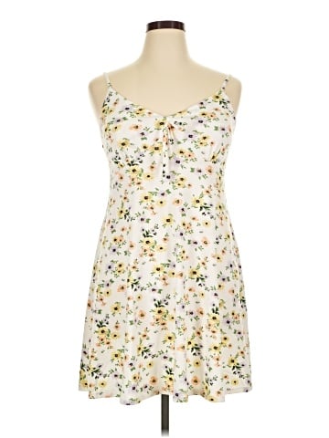 No Boundaries Casual Dress (view 1)