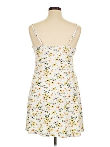 No Boundaries Casual Dress (view 2)
