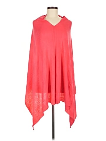 Coco + Carmen Poncho (view 1)