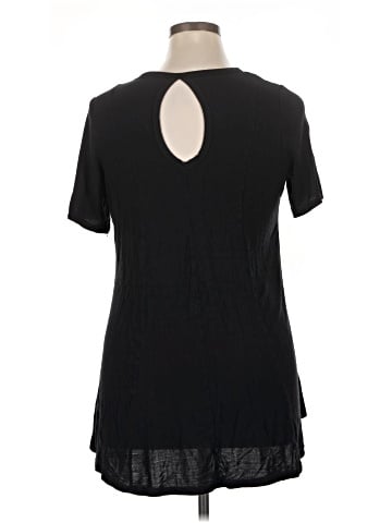 Chelsea & Theodore Short Sleeve Top (view 2)