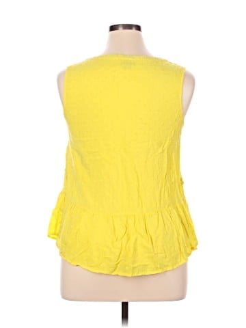 Merona Sleeveless Blouse (view 2)