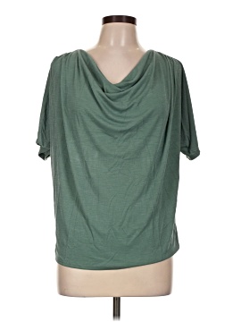 Green Envelope Short Sleeve Top
